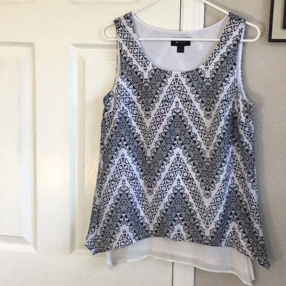 Two layer tiered tank